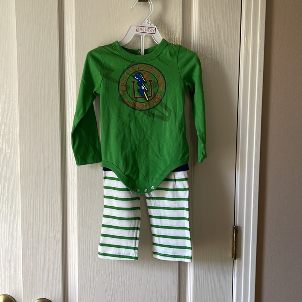 Truly Scrumptious green, navy, and white outfit.